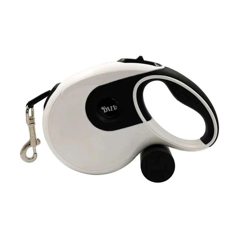 FreeStride Retractable Dog Leash with ergonomic handle and durable nylon leash in multiple colors and lengths