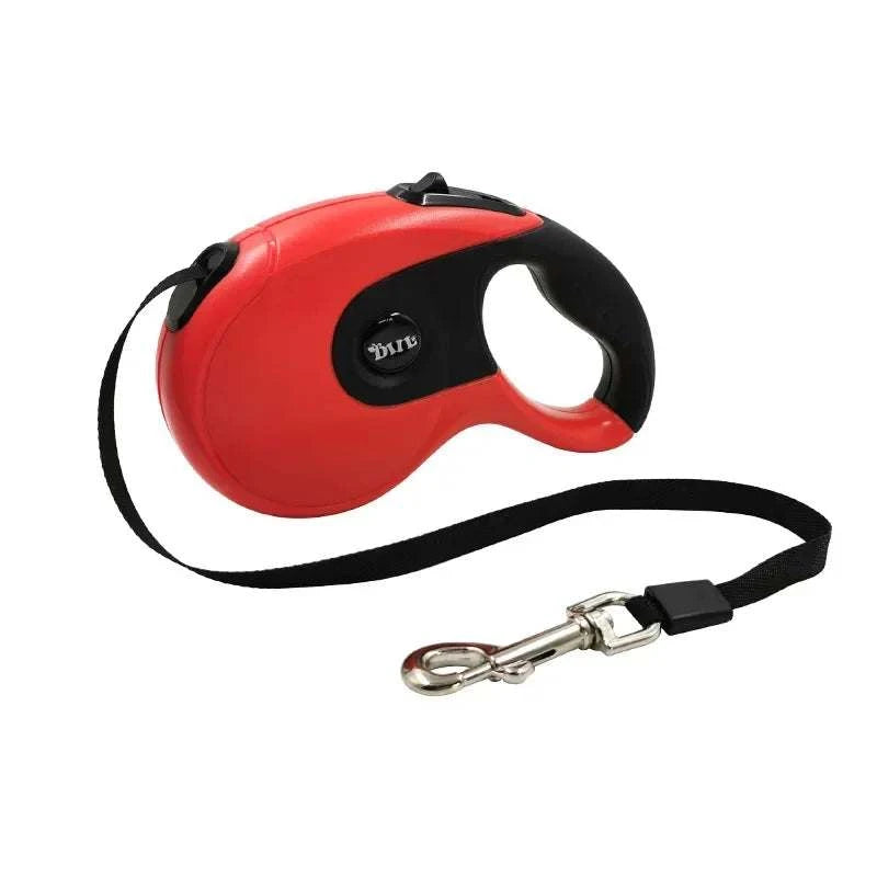 FreeStride Retractable Dog Leash with ergonomic handle and durable nylon leash